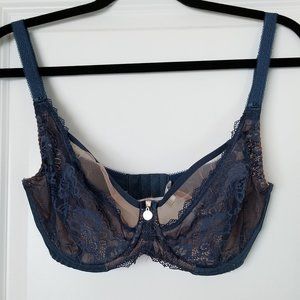 Gorgeous Blue Lacy Bra US 30 G brand Ava 65 G